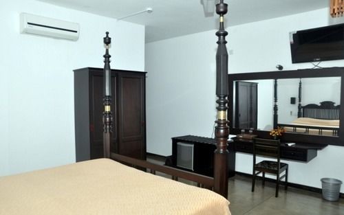 Scandinavia Hotel Hikkaduwa Esterno foto